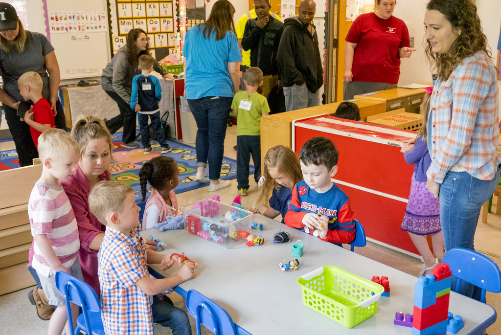 Finding the Right Playschool for Your Child